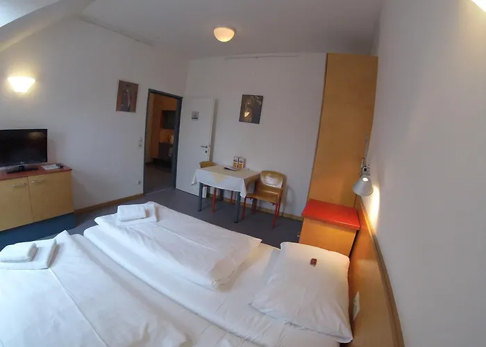 酒店 豪斯模本贾尼酒店 3*