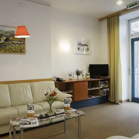 Haus Mobene - Garni Hotell Graz