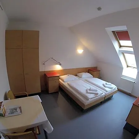 Haus Mobene - Garni 3*