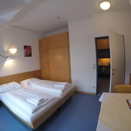 Haus Mobene - Garni Hotel