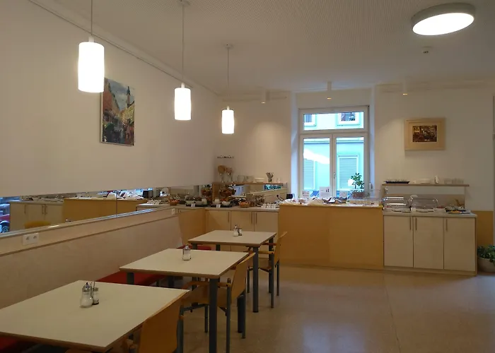 Haus Mobene - Garni Отель