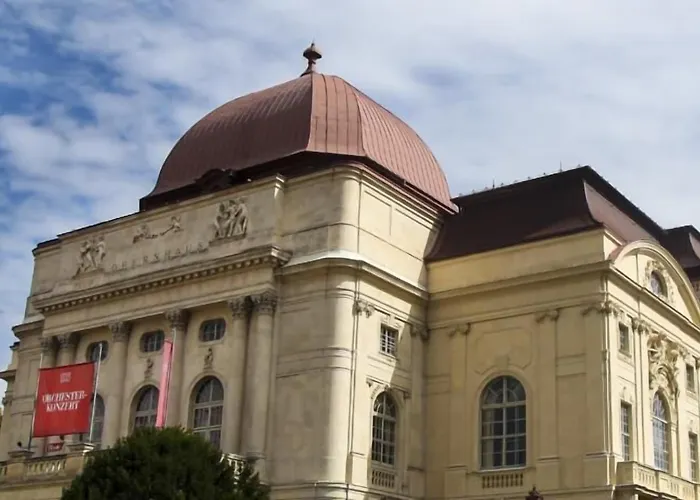 酒店 豪斯模本贾尼酒店 3*